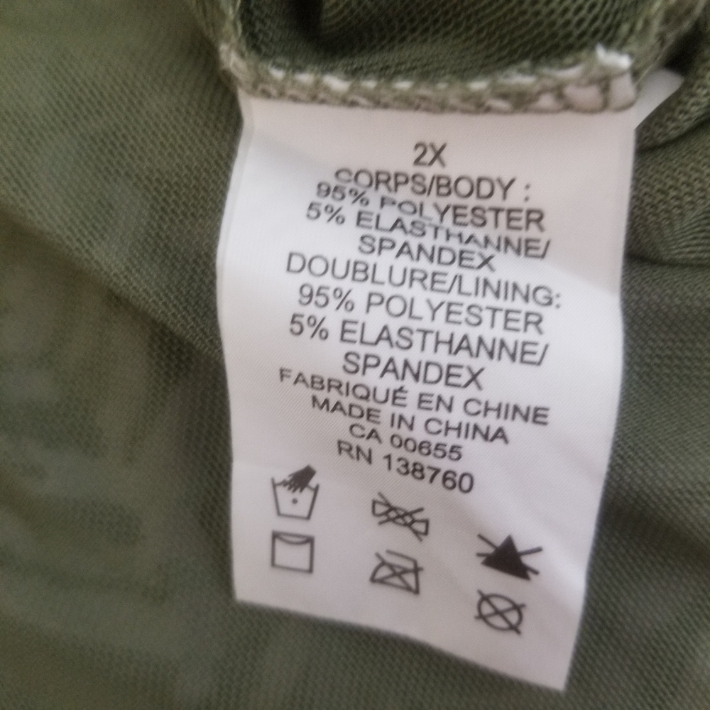 Penningtons Green Patterned V-Neck Layered Tank - Picture 3 of 10